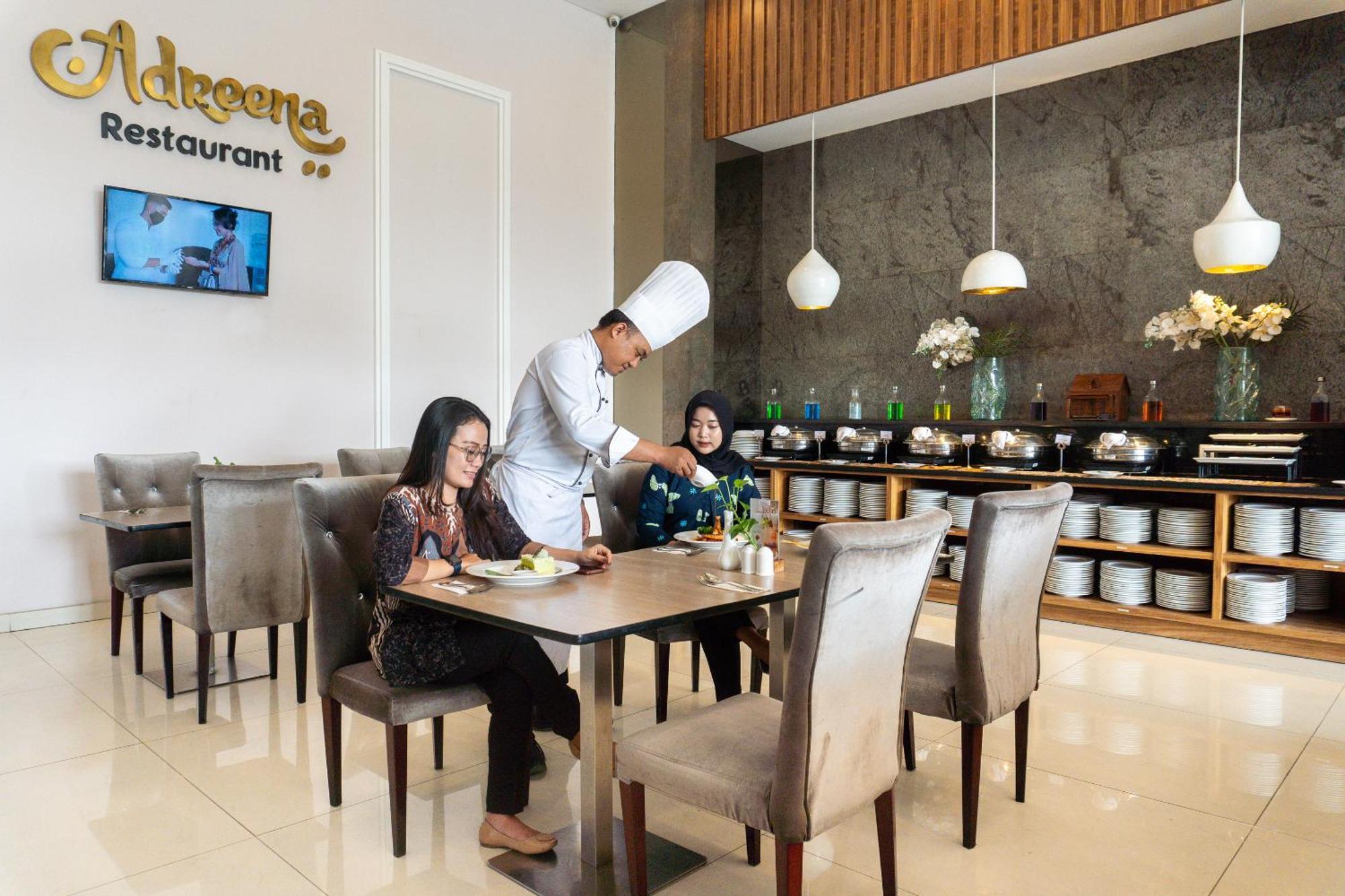 Grand Serela Jogjakarta Buitenkant foto