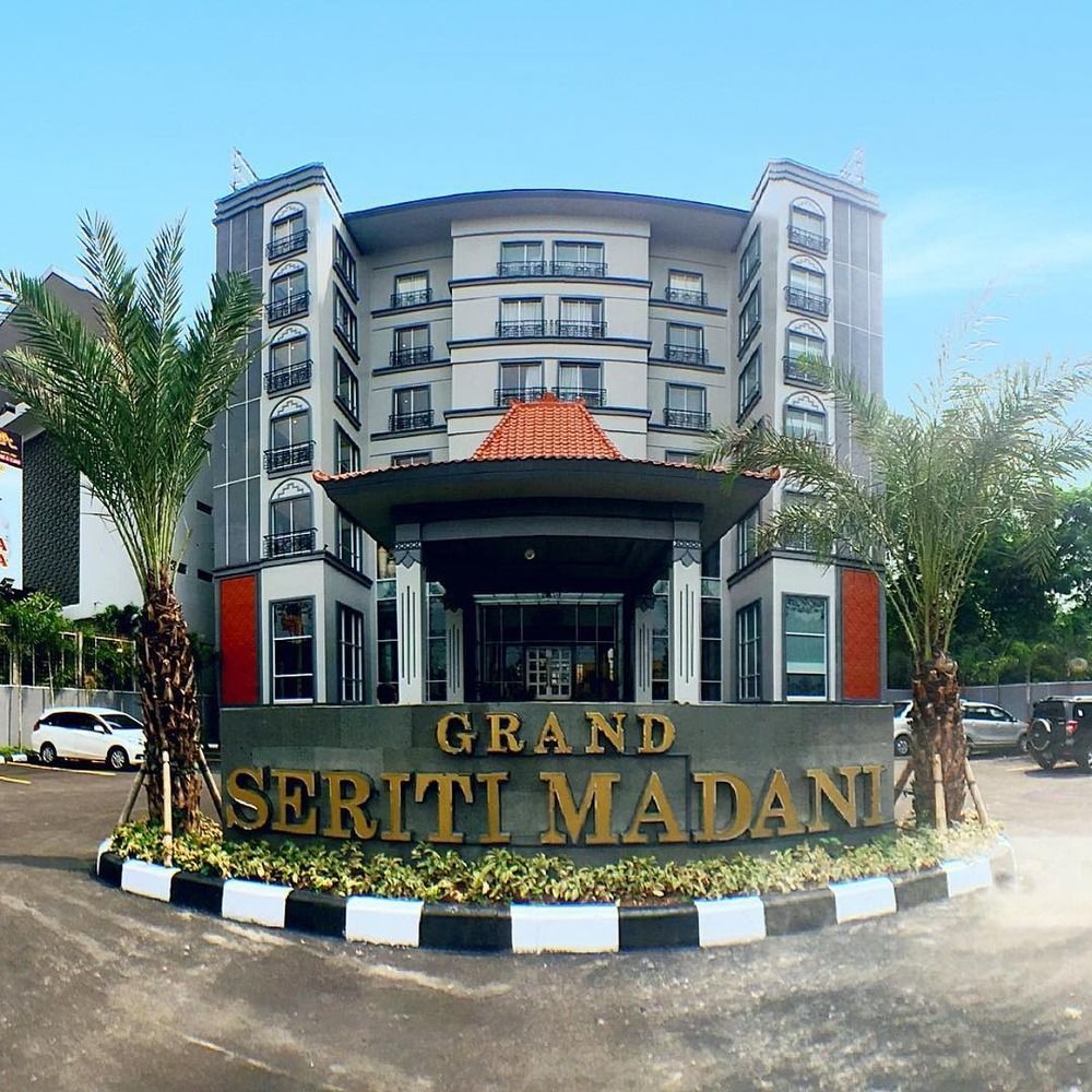 Grand Serela Jogjakarta Buitenkant foto